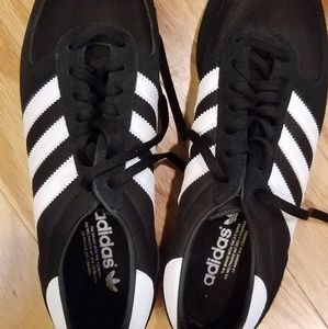 Men's Addidas shoes